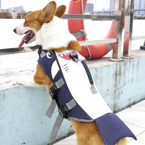 VD57 Dog Life Jacket Shark Style for Pet Swimming - Image 4